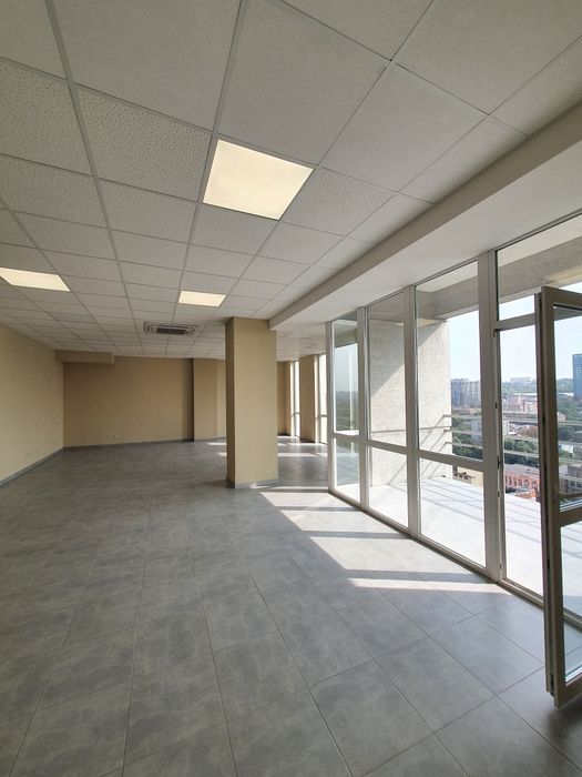 Продам видовой офис, БЦ Цивилизация, центр, улица Мечникова