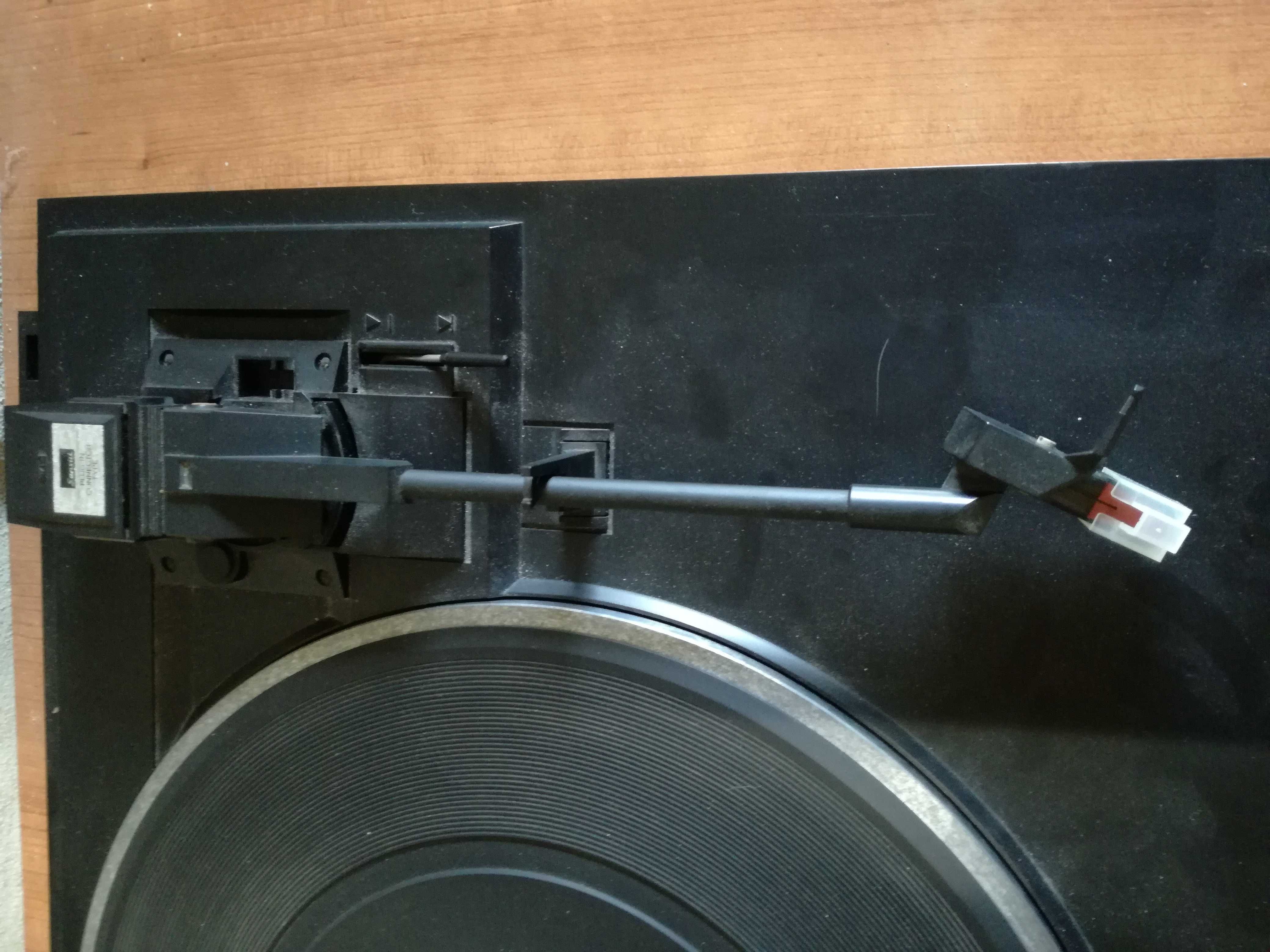 gira discos Sansui P-D15
