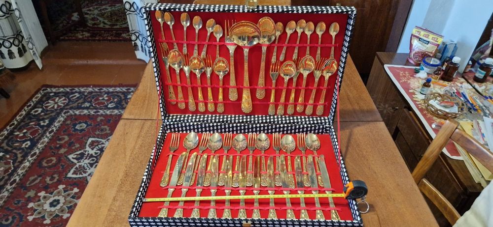 Столові прилади E.P.Zing