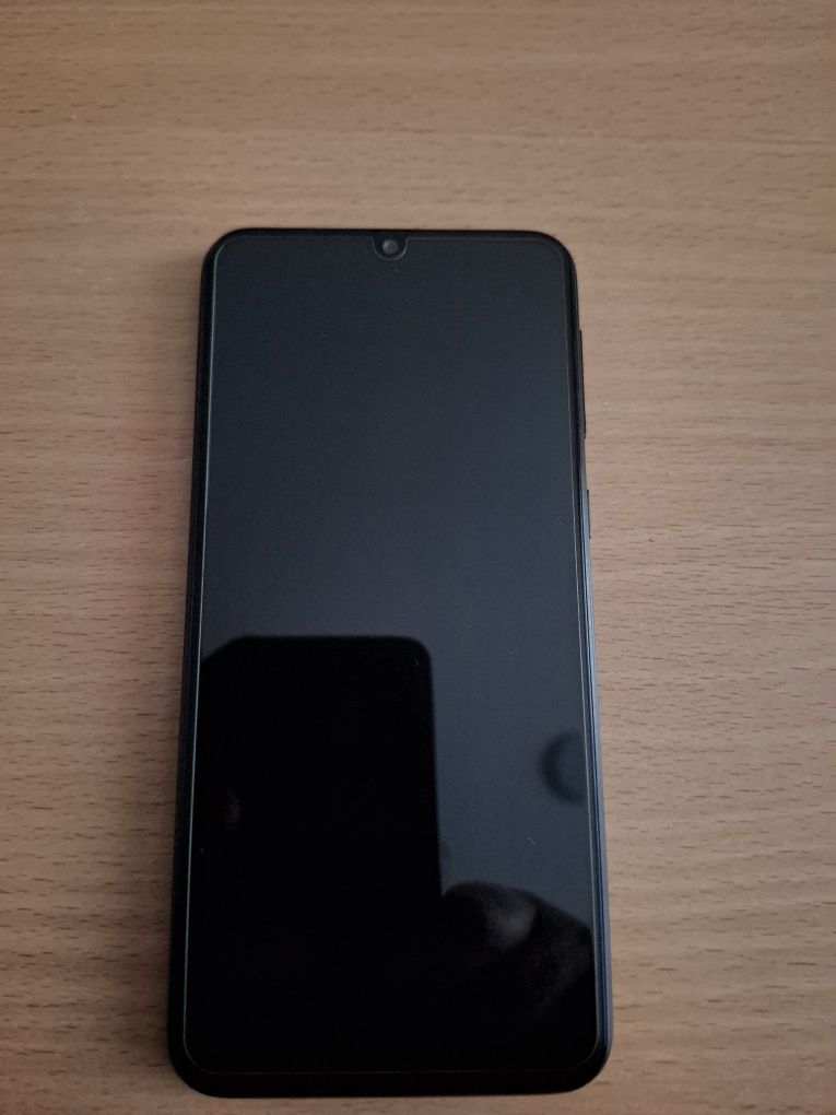 Продам смартфон Samsung Galaxy M21 Black (SM-M215FZKUSEK)