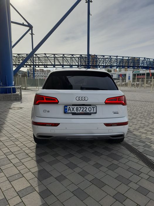 Своя у продажі audi Q5 Premium Plus 2017р