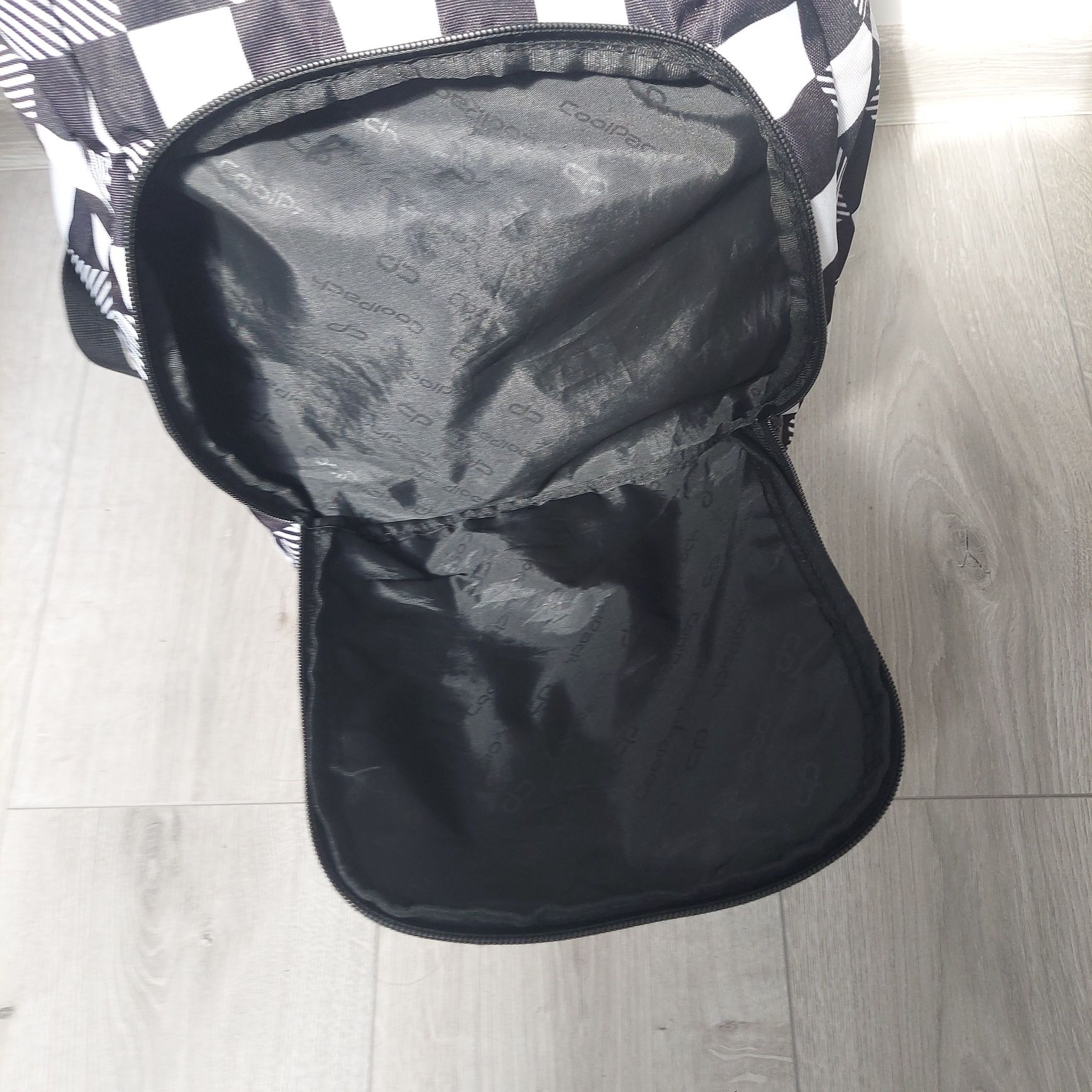 Plecak coolpack czarno biała kratka