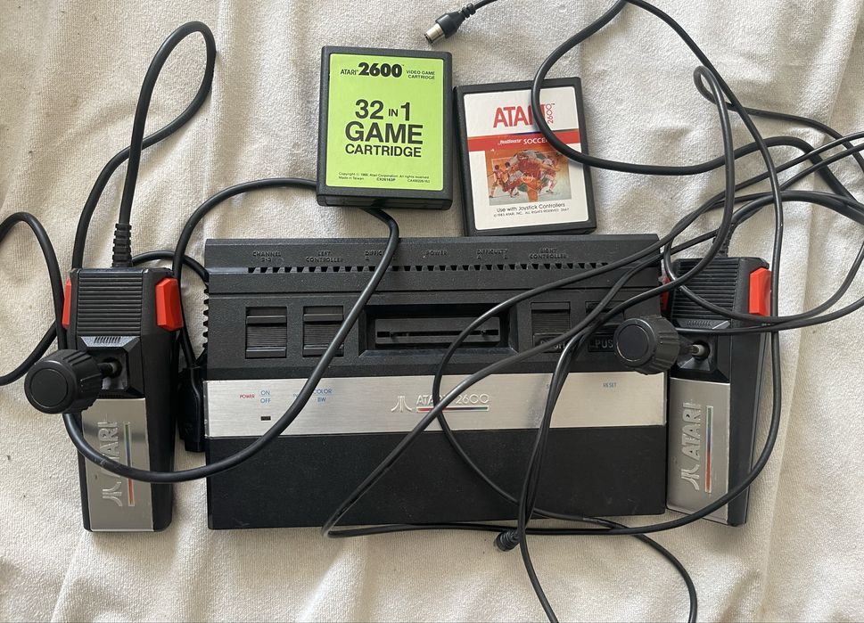 Atari 2600 оригинал приставка