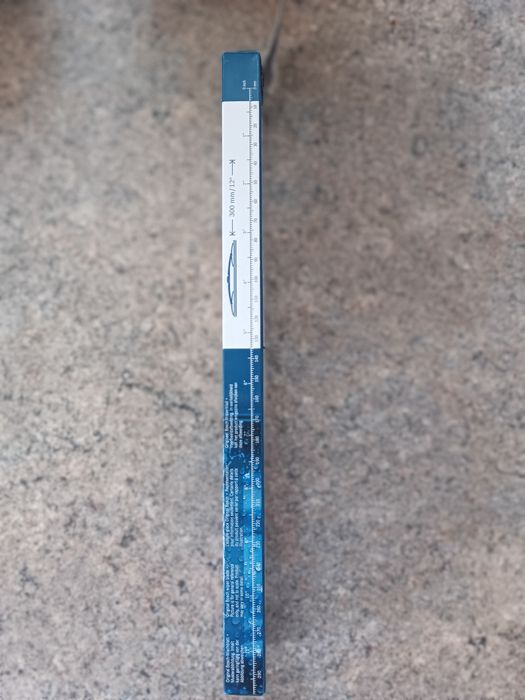 Продам дворник Bosch rear h306 300 mm/12"