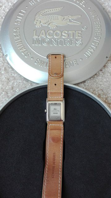 Relógio Lacoste em pele genuína