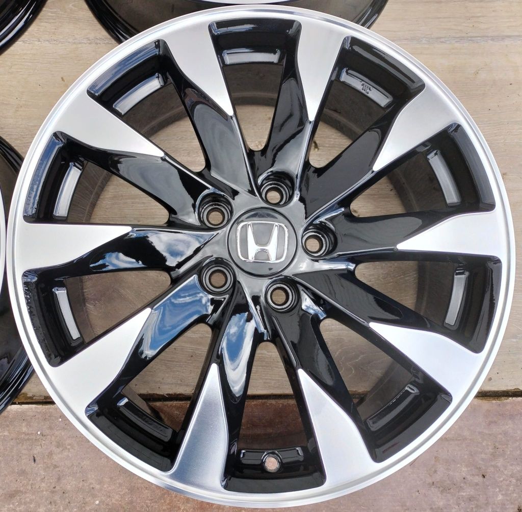 Felgi aluminiowe Honda Accord Civic CR-V HR-V 7x18 ET50 5x114,3