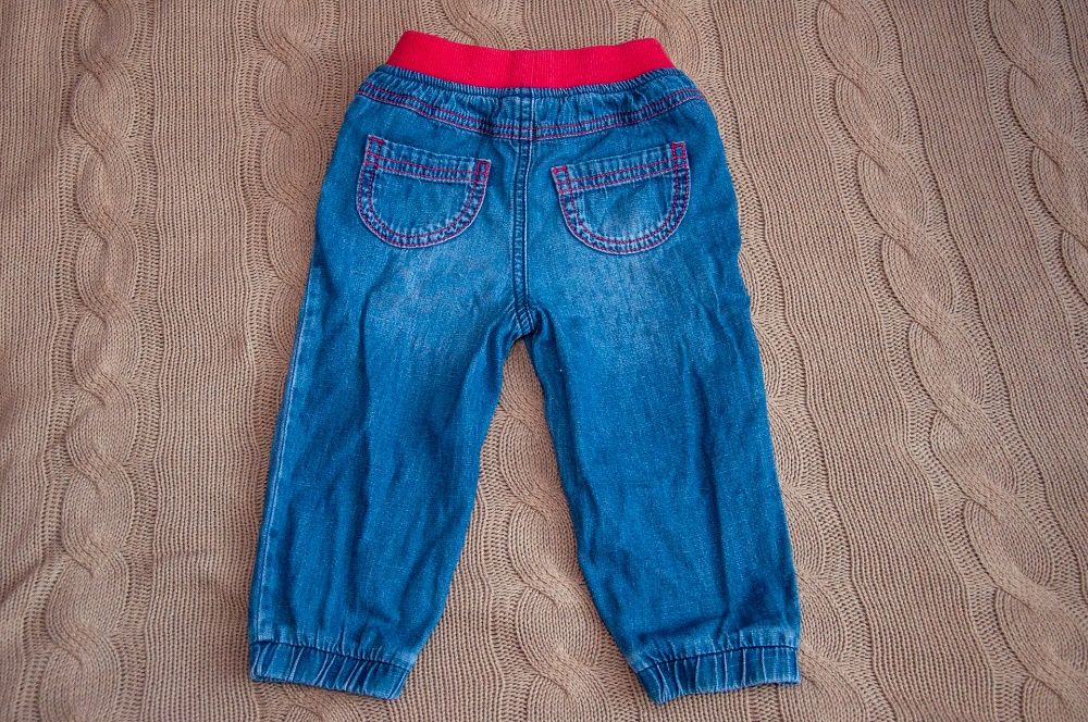 F&F Jeansowe spodnie r. 86