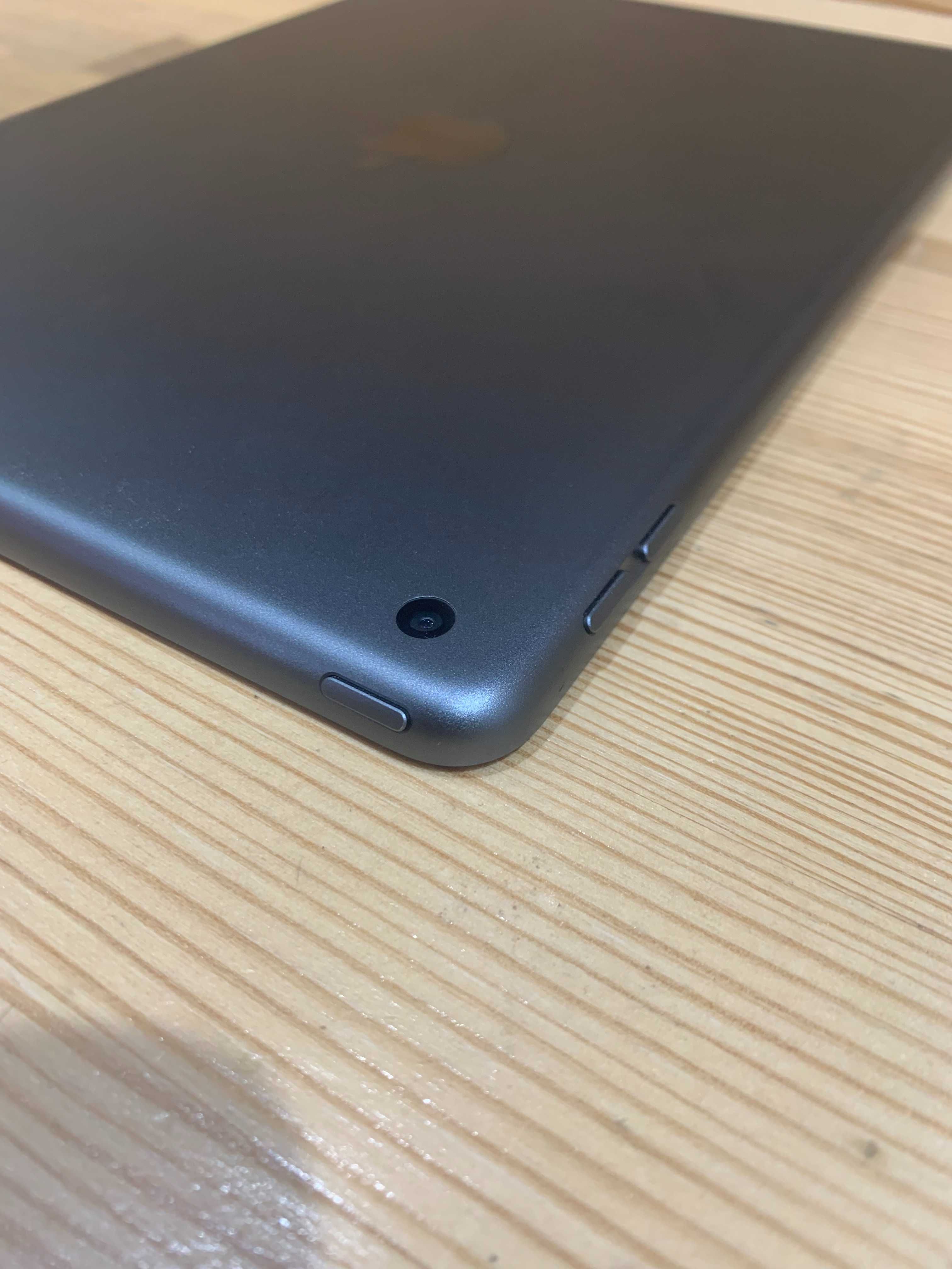 iPad 8 Gen 2020 32Gb Wi-Fi Space Gray  Магазин Гарантия