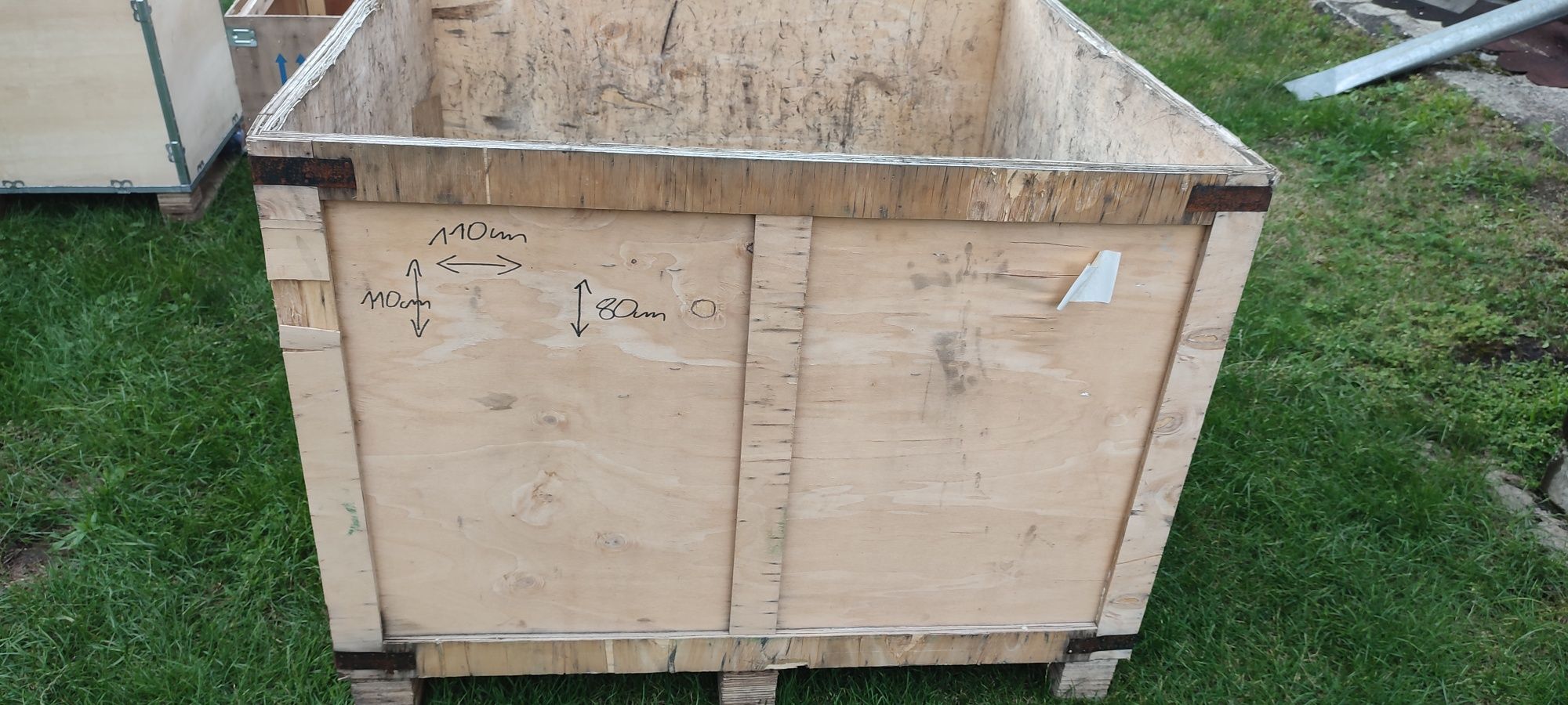 Skrzynie kompostownik warzywnik palety plastikowe