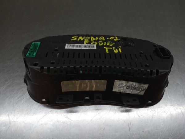 Quadrante / painel de instrumentos SKODA Fabia II Hatchback (542, 5J)