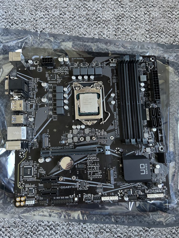 Gigabyte b560m ds3h+intel core i3 10105f+crucial ddr4/3600 16gb