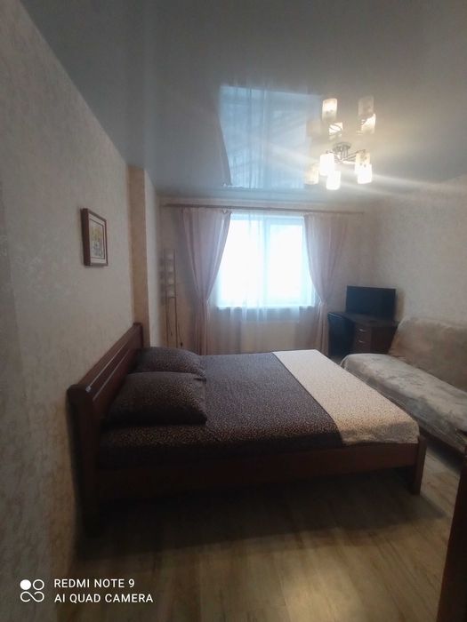 Квартира на добу в новобудові недалеко від аеропорта, платна стоянка