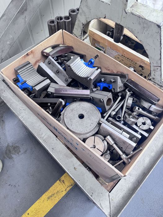 Tokarka TUR 630A MN x 2000 CNC sinumeric 840D przelot 140mm