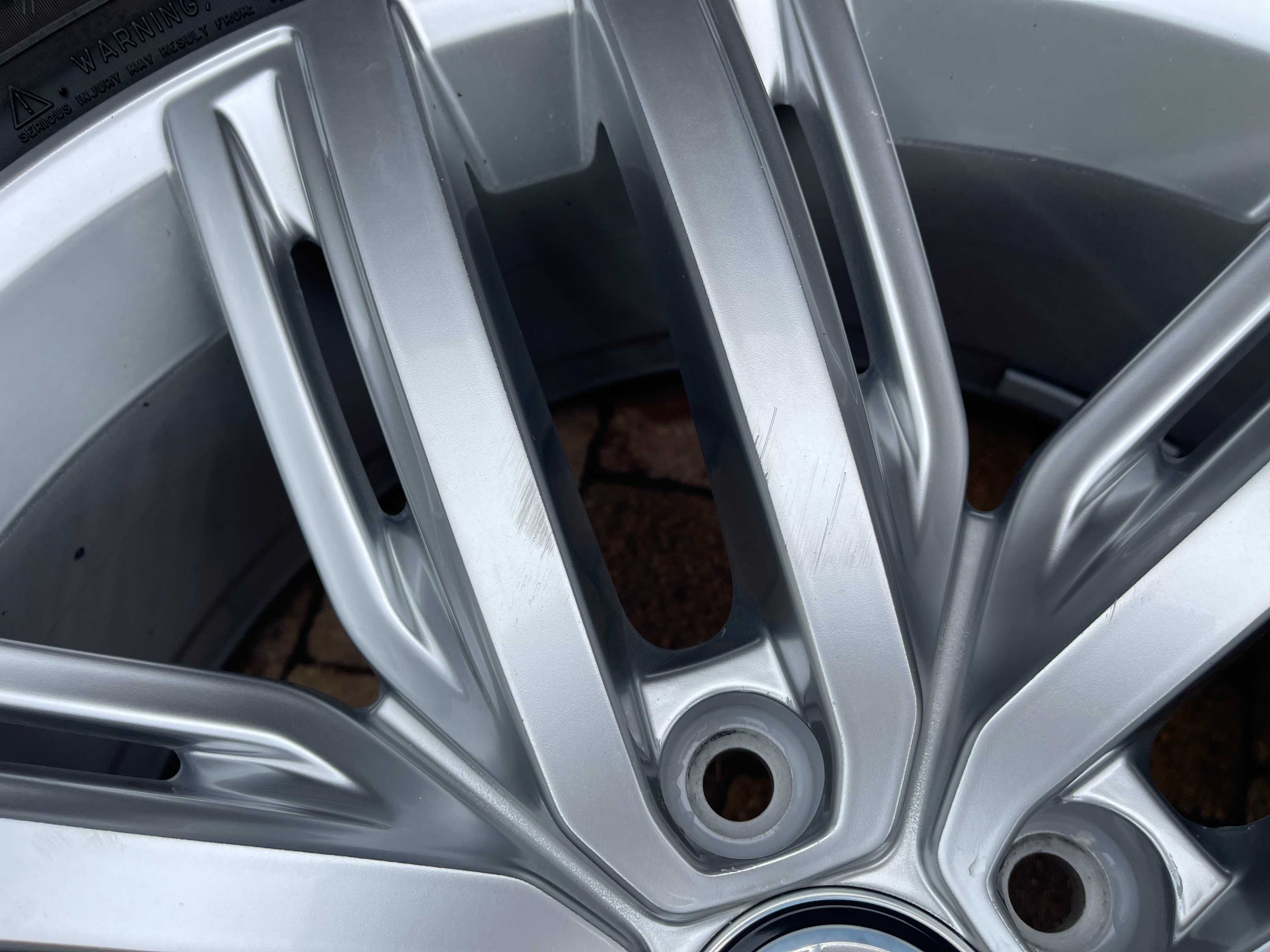 3907. Alufelgi 19" Vw Tiguan II oryginalne 5x112 7Jx19 ET43 proste