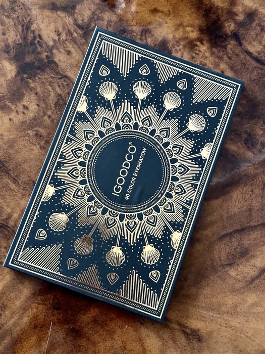 Набір косметики . Палетка тіней . Дитяча косметика тіні для повік