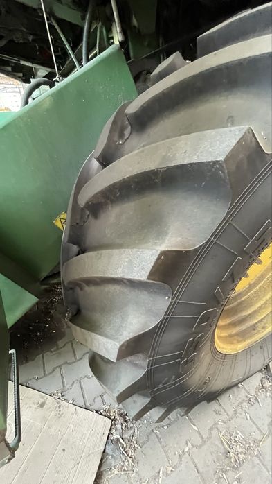 Продам комбайн John Deere 2066
