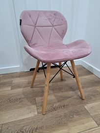 Krzesło tapicerowane różowe