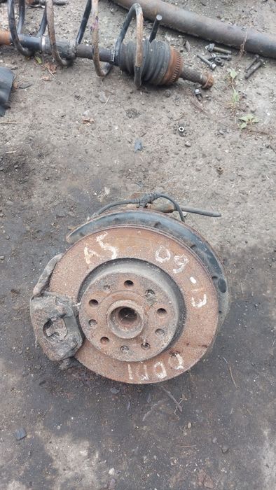 Skoda a5 поворотний кулак ліва права цапфа ступиця