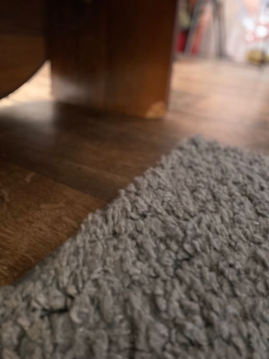 Продадим срочно стол раскладной ,самовывоз