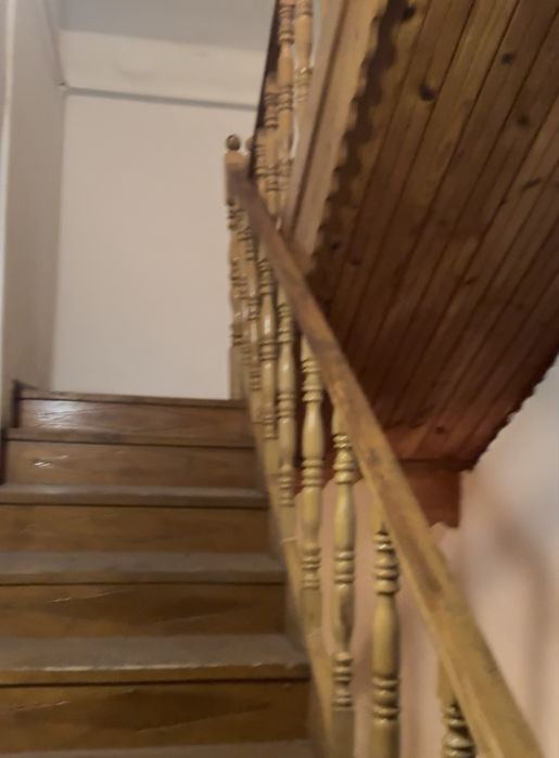 Сходи з перилами