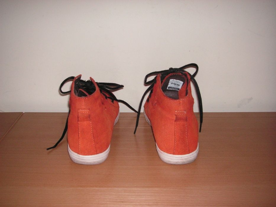 Sapatos / Botas Ténis Berg T/40