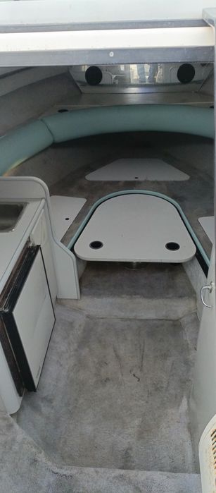 Jacht motorowy Tiara 260 Cruiser  2 spania WC Kuchnia zamiana