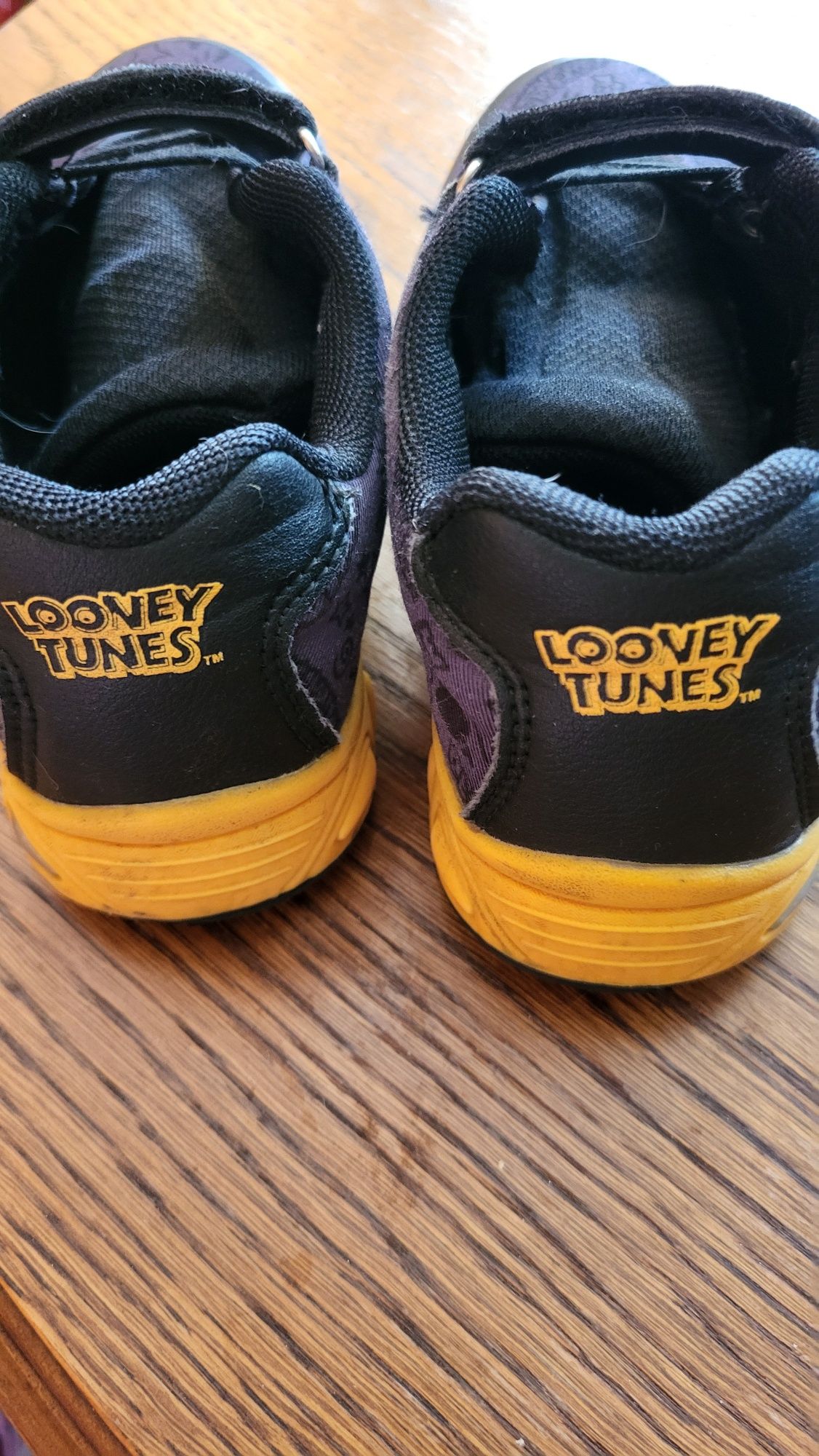 Świecące buty dziecięce, r.32