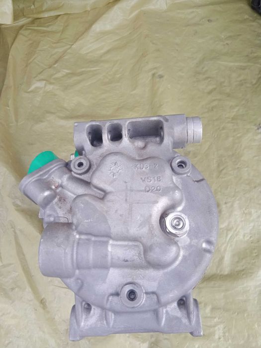 Компресор автомобільний Hyundai SantaFe