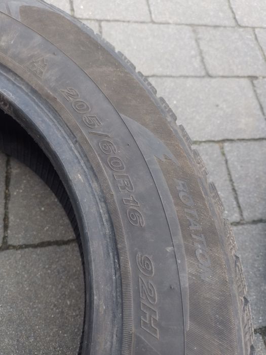 Sprzedam opony zimowe