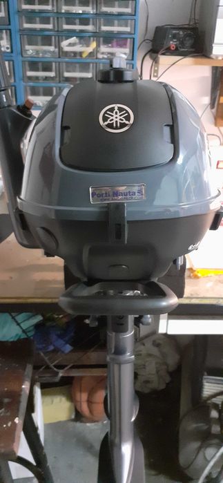 Vendo barco pneumático YAM 240 T