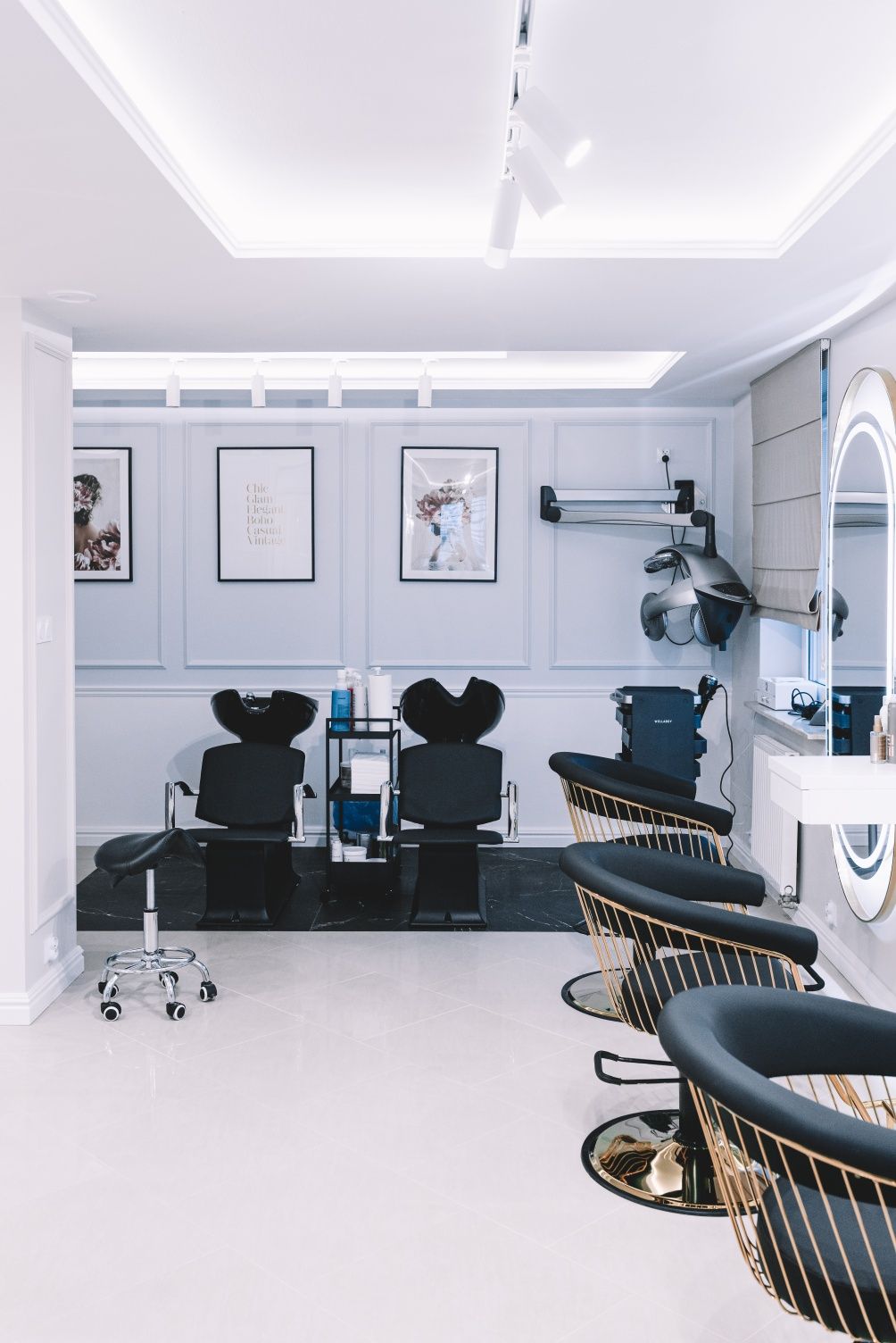 Sprzedam salon fryzjersko-kosmetyczny