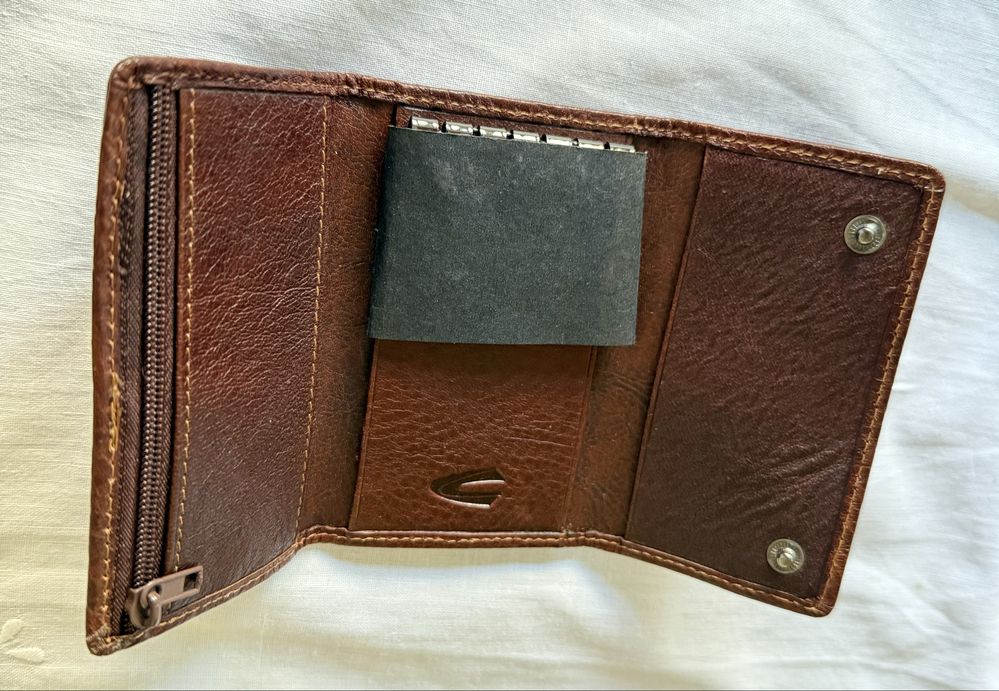 Chaveiro em pele Camel Active
