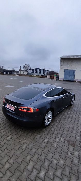 Тесла S 2016 Інтел 75d dual motor Tesla S