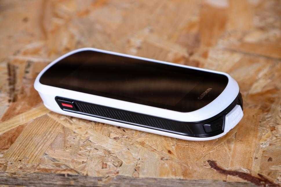 Велокомпьютер Garmin Edge Explore 2