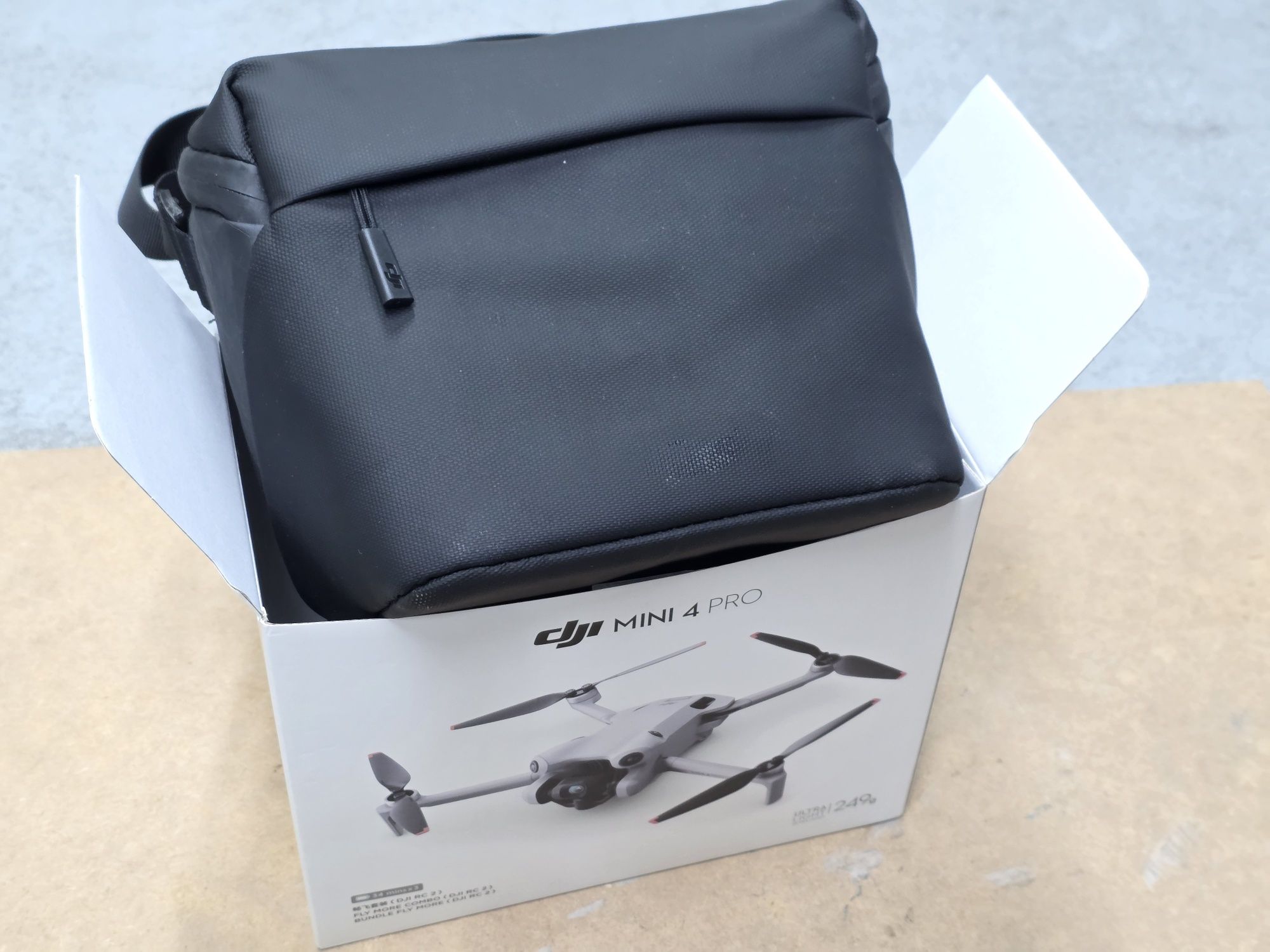 Drone DJI Mini 4 Pro Fly More Combo + Extras