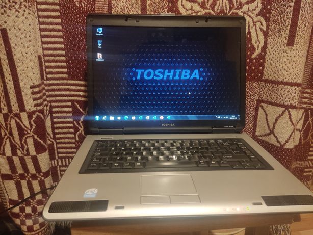 Laptop Toshiba satellite l40 17R sprawny