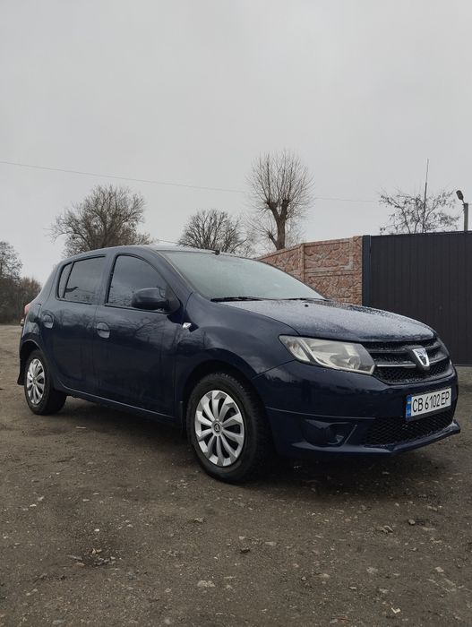 Dacia sandero 2013 року 1.2 бензин