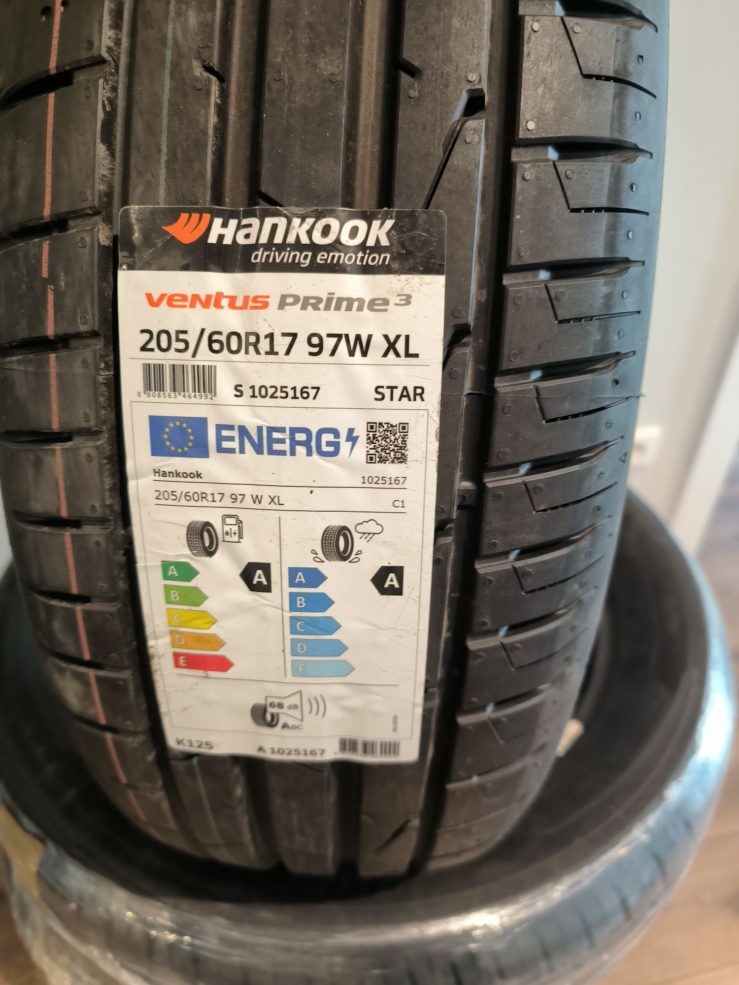 Opony Letnie 4szt. Hankook 205/60 R17 2022r