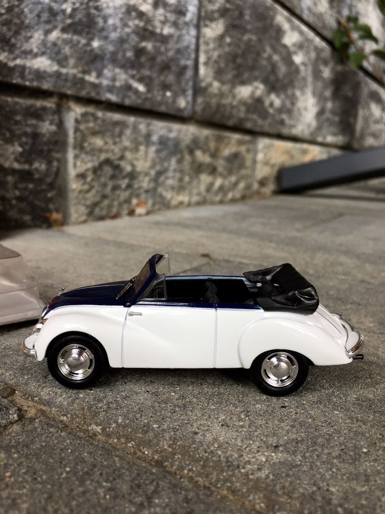 Czasopismo-IFA F9 CABRIO-auta PRL,model,autka,kolekcja,blister,gazetka