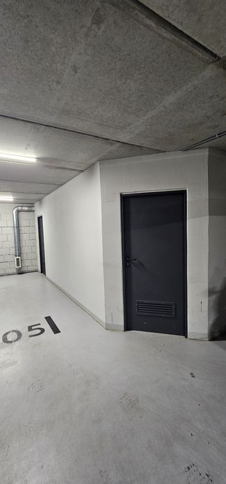 Do wynajęcia duża komórka w garażu podziemnym