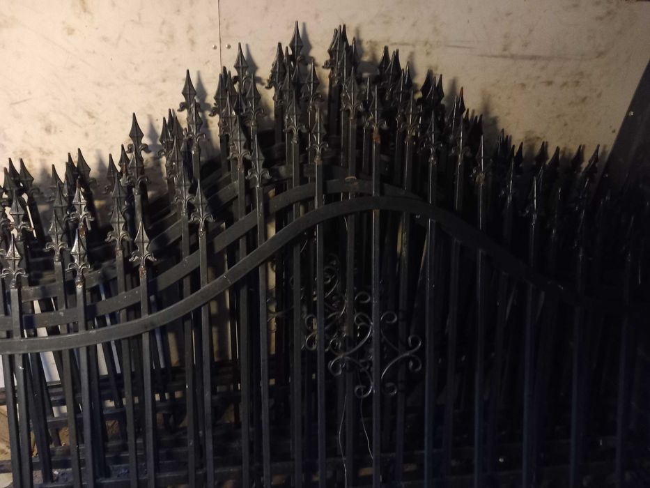 Sprzedam przęsła płotu kutego ogrodzenie