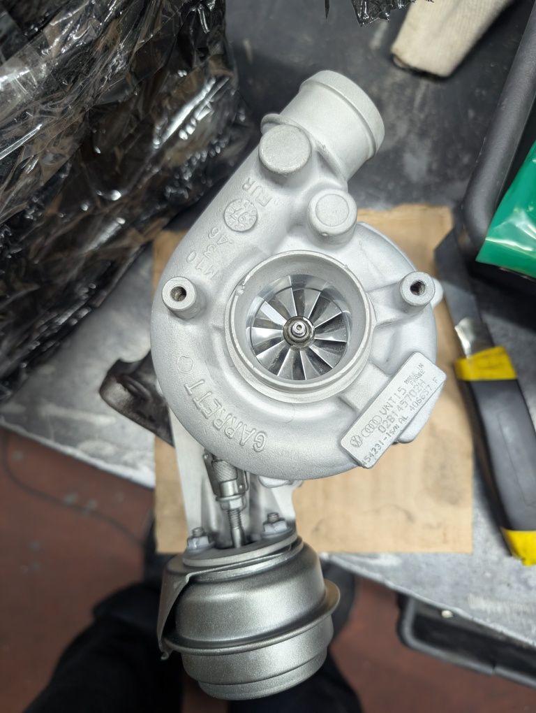 Турбіна гібрид Passat B5/B5+ AUDI A4/6 SUPERB AWX AVF AVB AVG AFN AJM