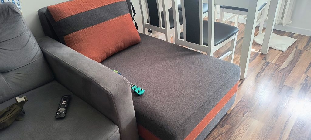 Fotel sofa kanapa mlodzieżowa z funkcją spania pojemnik na pościel