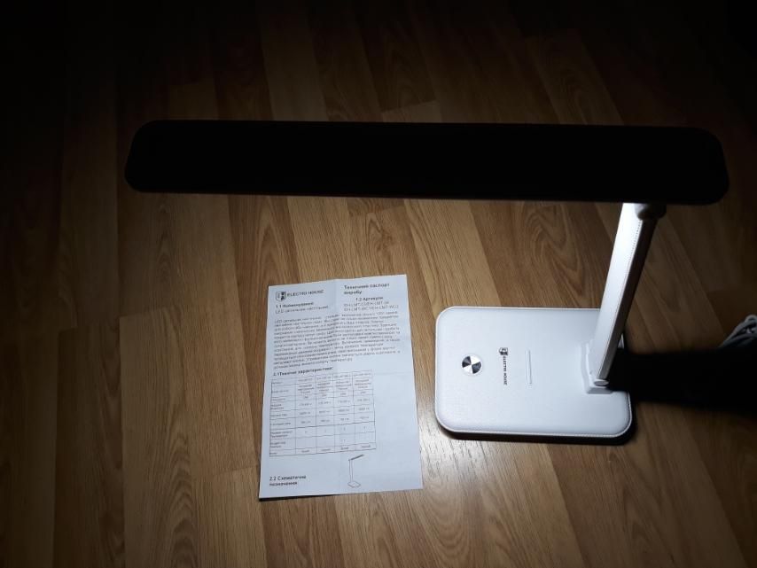 Акумуляторний Світильник 10 вт,світлодіодний,лед,лампа настільна