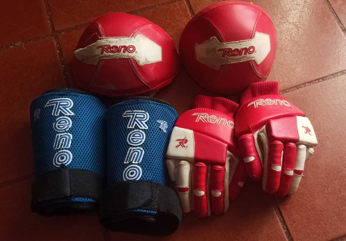 Hóquei Botas + Pack Iniciação