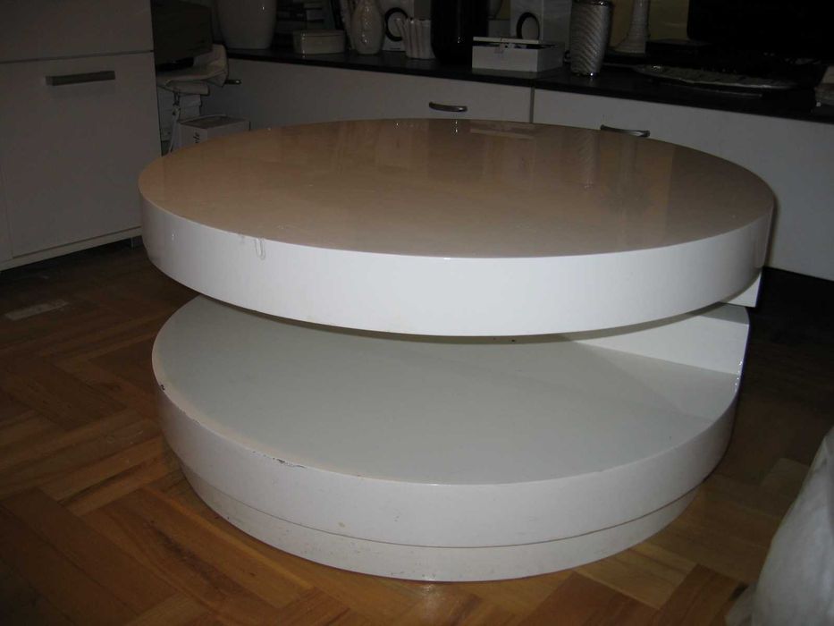 Sprzedaż stolika - ławy koloru białego