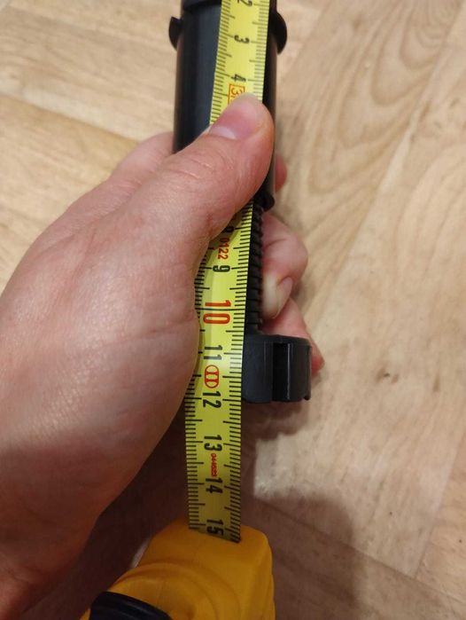 Noga regulowana do szafek 80-120 mm czarna 38 sztuk