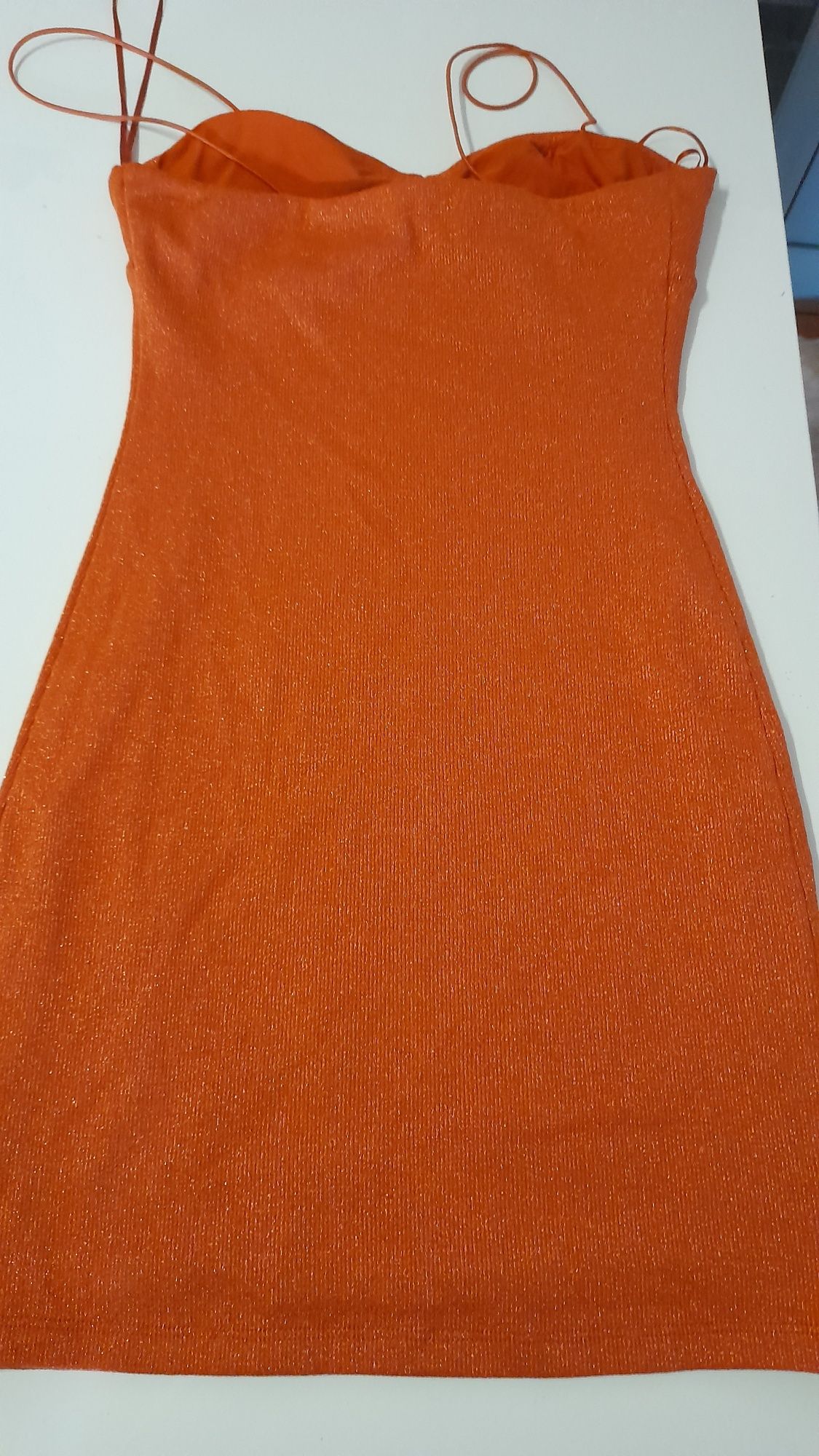 Vestido Bershka  laranja