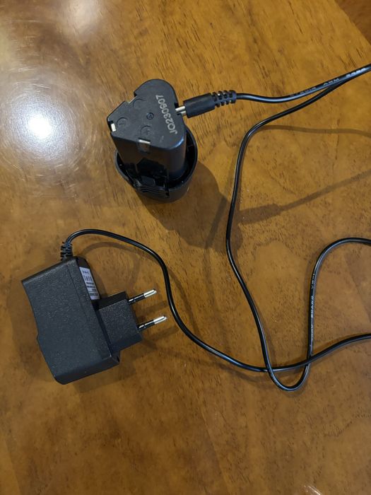 Акумуляторний шуруповерт