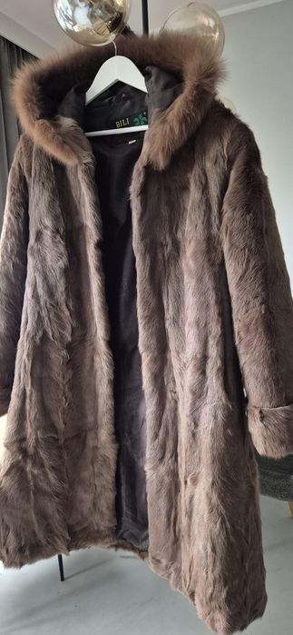 Futro z Kozy kaukaskiej lis z kapturem L XL 55cm